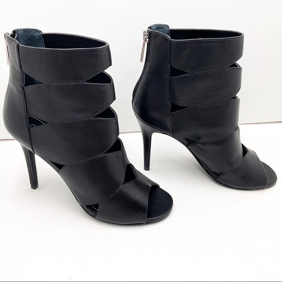 🆕{Charles by Charles David} Leather Gladiator Stiletto’s - Picture 5 of 16